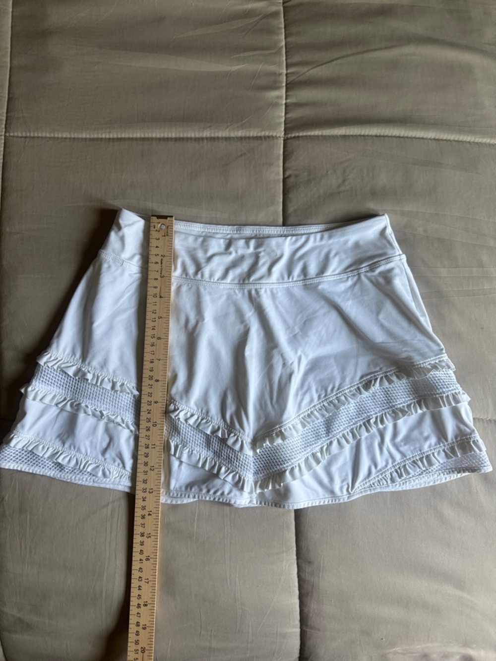 Lilly Pulitzer White Ruffle Active Skort